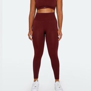 SET Active Burgundy Sculptflex Leggings size XS